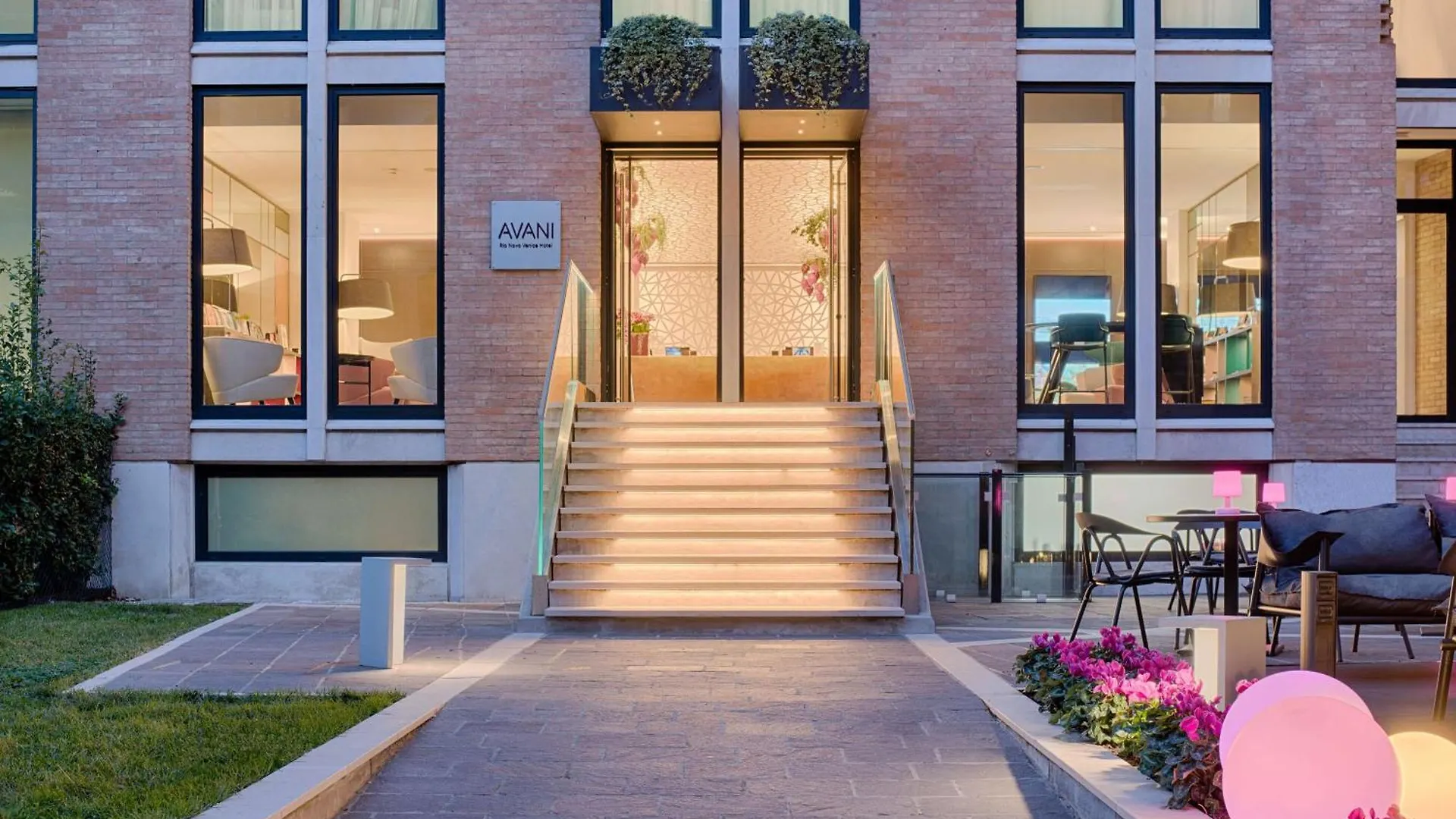 Avani Rio Novo Venice Hotel - Previously Nh Venezia Rio Novo contacts