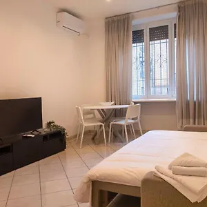 בית נופש Iv House רומא