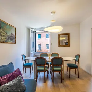 Savoia E Jolanda Venedig
