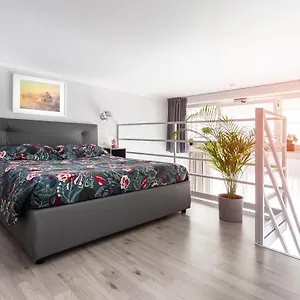https://milky-house-milan.it-lombardy.com